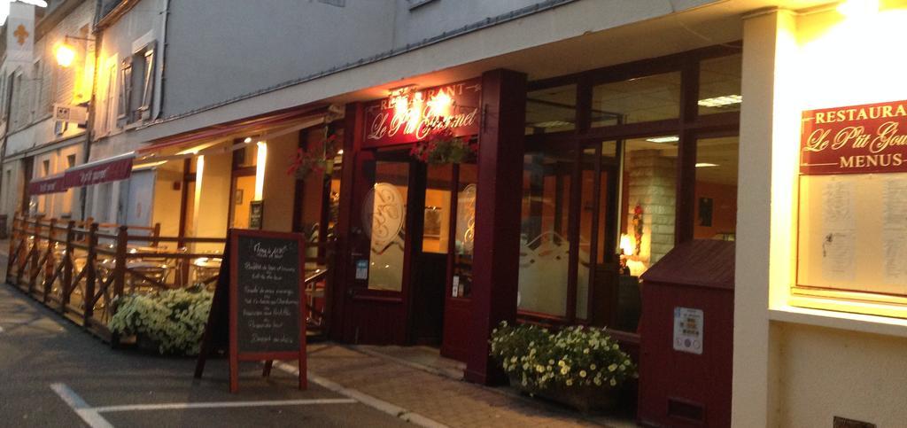 Hotel Du Centre - Restaurant Le P'Tit Gourmet Tonnerre Ngoại thất bức ảnh