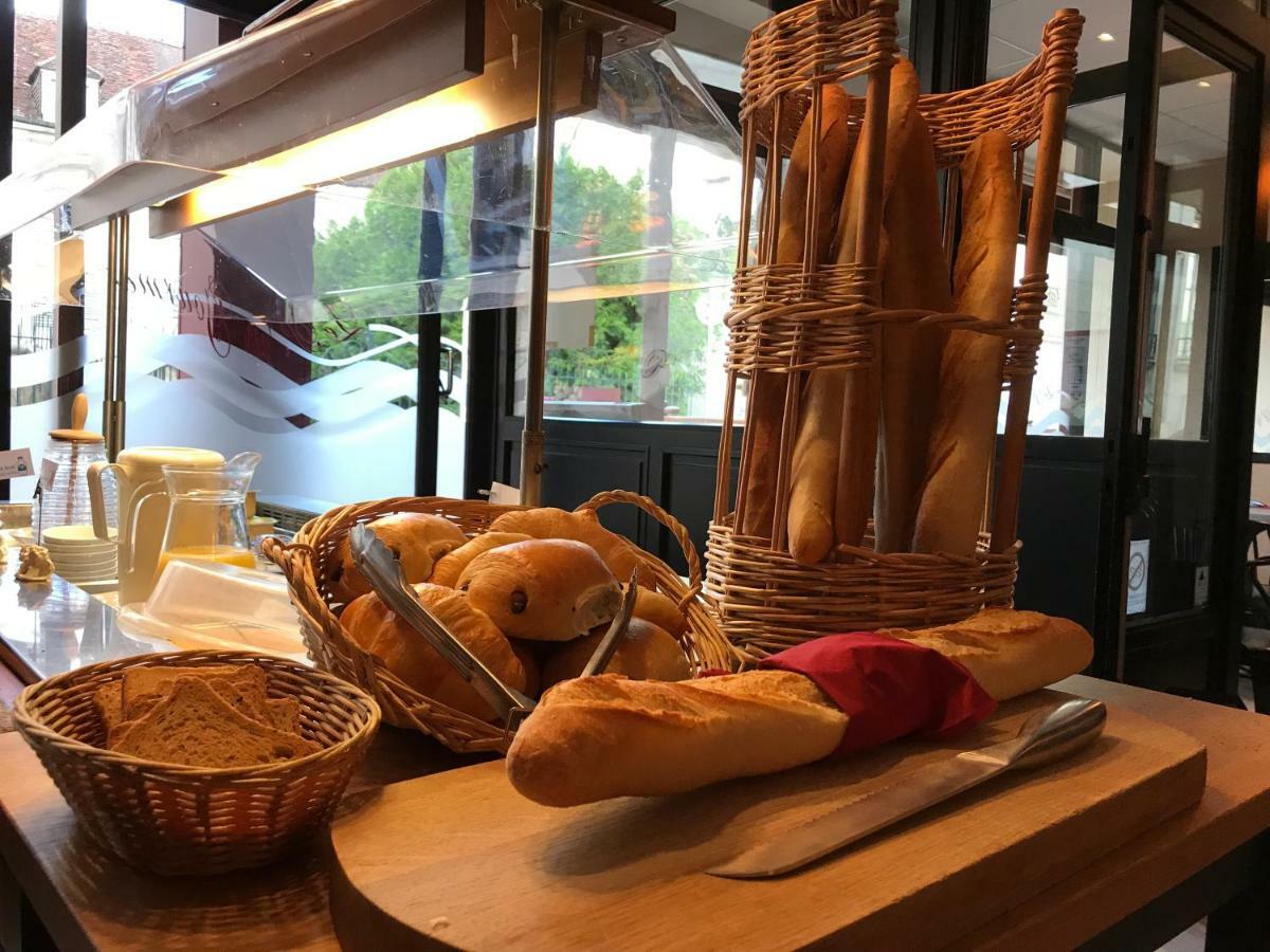 Hotel Du Centre - Restaurant Le P'Tit Gourmet Tonnerre Ngoại thất bức ảnh